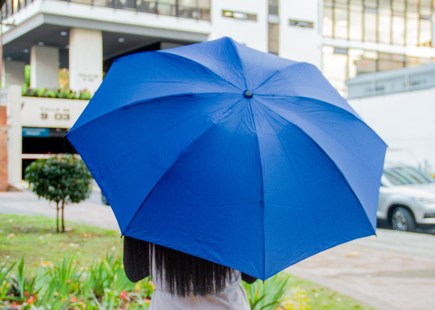 PA0102 Paraguas Reversible City 23"