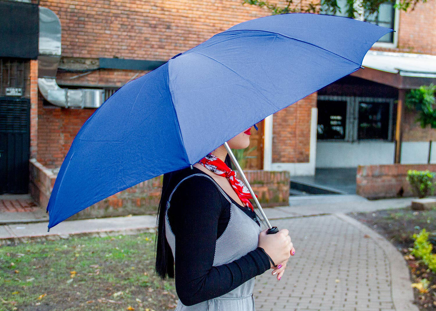 PA0102 Paraguas Reversible City 23"