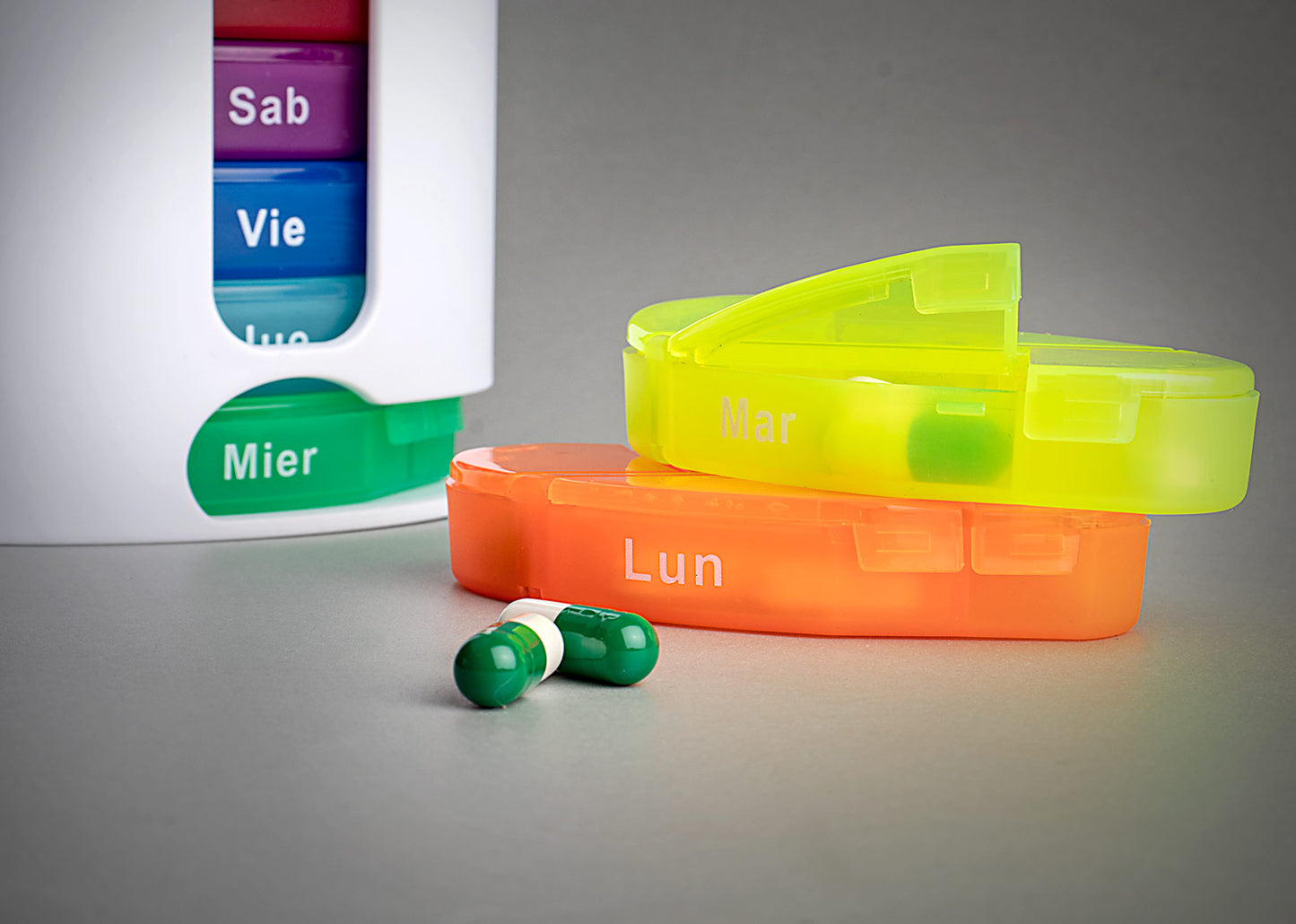 SA0303 Pastillero Diva