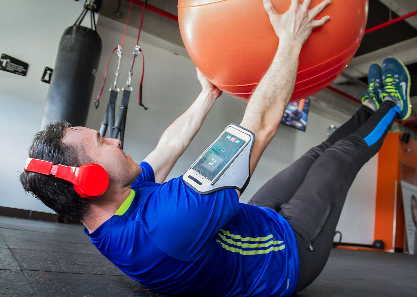 TE0444 Audífonos Bluetooth Case