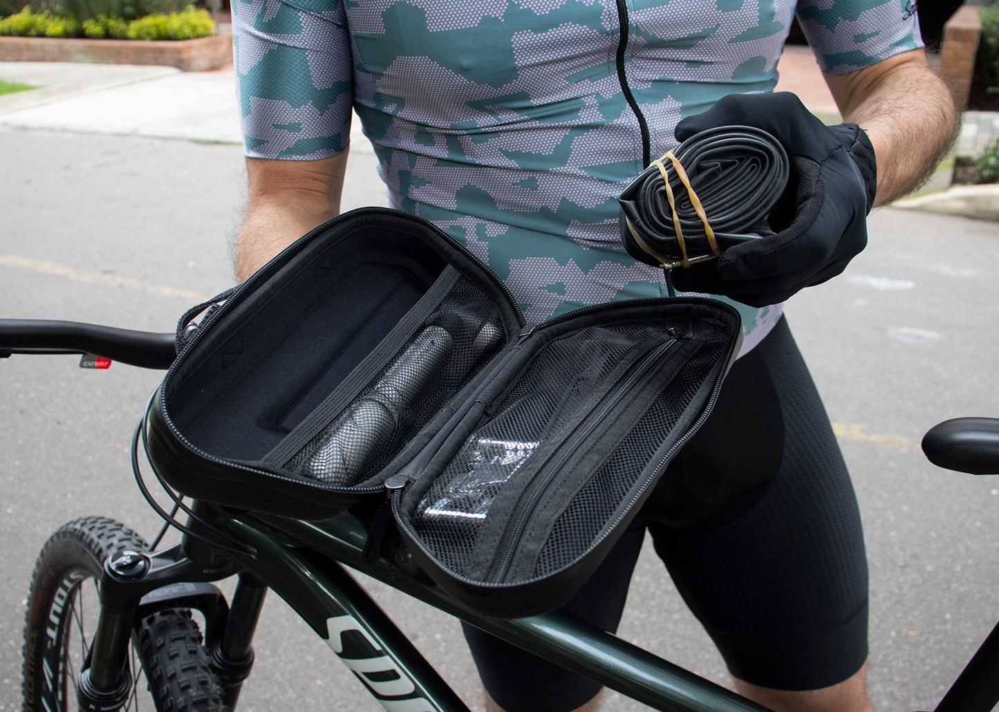 VI0310 Estuche Bicicleta Byke